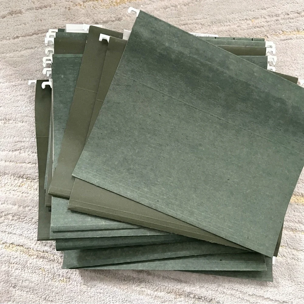 Lot of 25+ Hanging File Folders